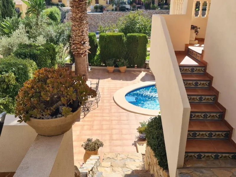 FABULOSA VILLA EN EL CAMPO DE GOLF DE LAS RAMBLAS ORIHUELA COSTA