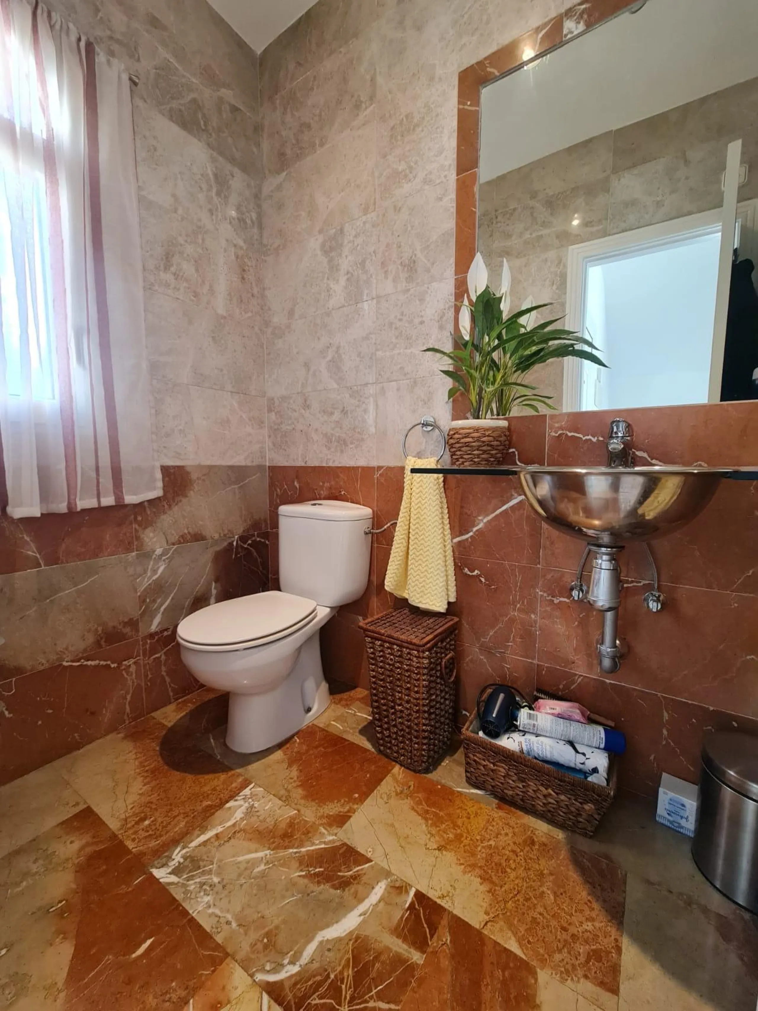 FABULOSA VILLA EN EL CAMPO DE GOLF DE LAS RAMBLAS ORIHUELA COSTA