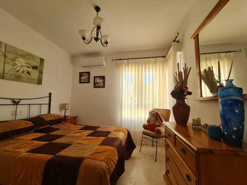 FABULOSA VILLA EN EL CAMPO DE GOLF DE LAS RAMBLAS ORIHUELA COSTA