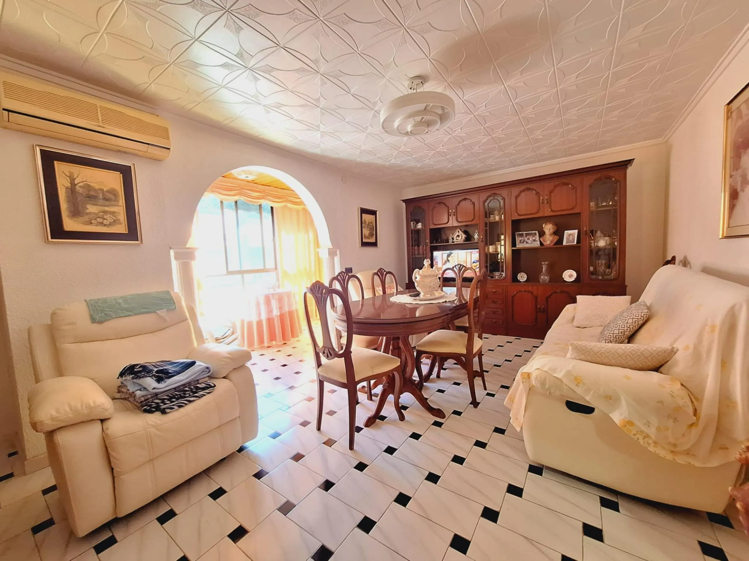 Amplio Apartamento de Oportunidad en Acequion, Torrevieja