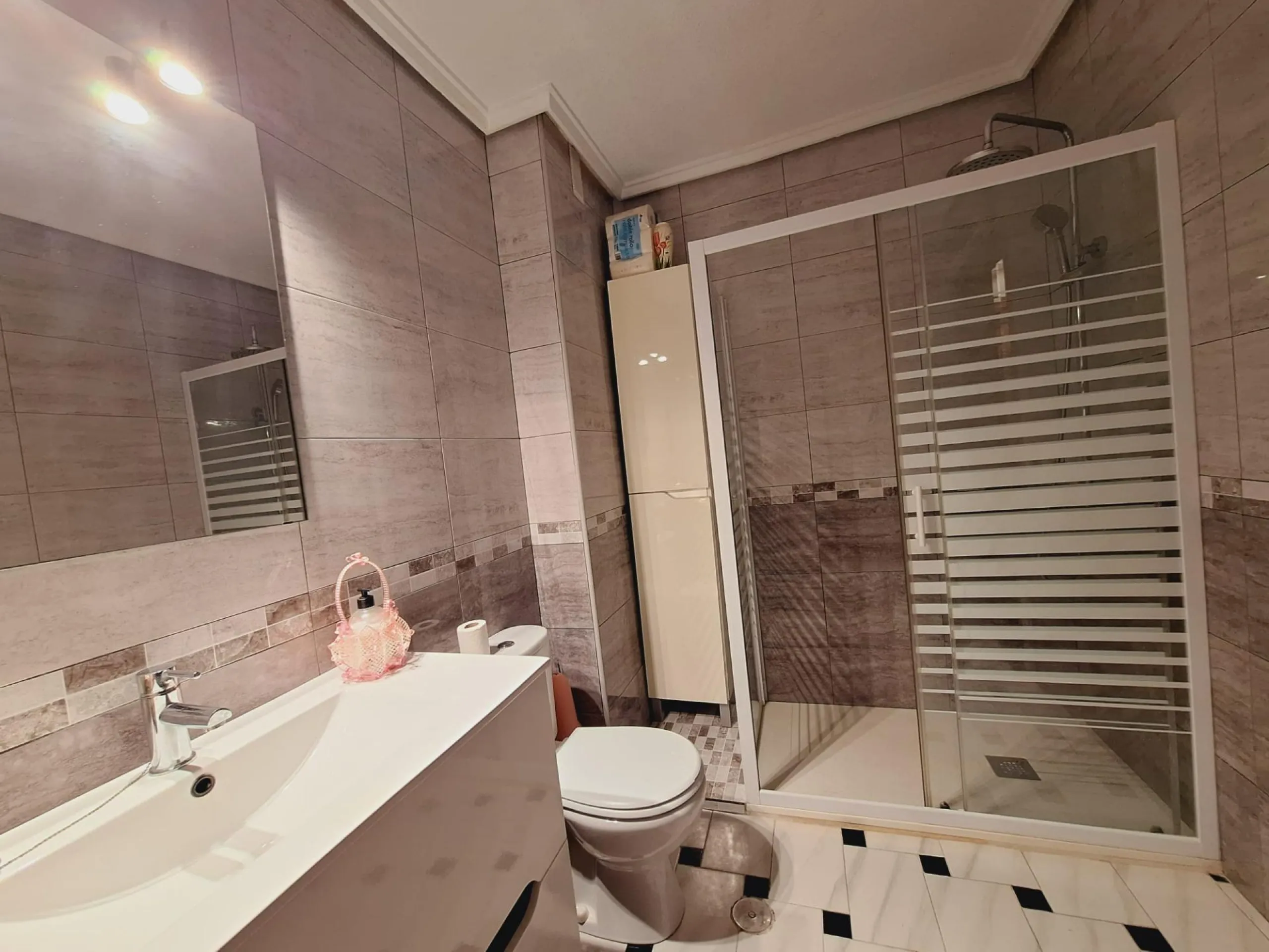 Amplio Apartamento de Oportunidad en Acequion, Torrevieja