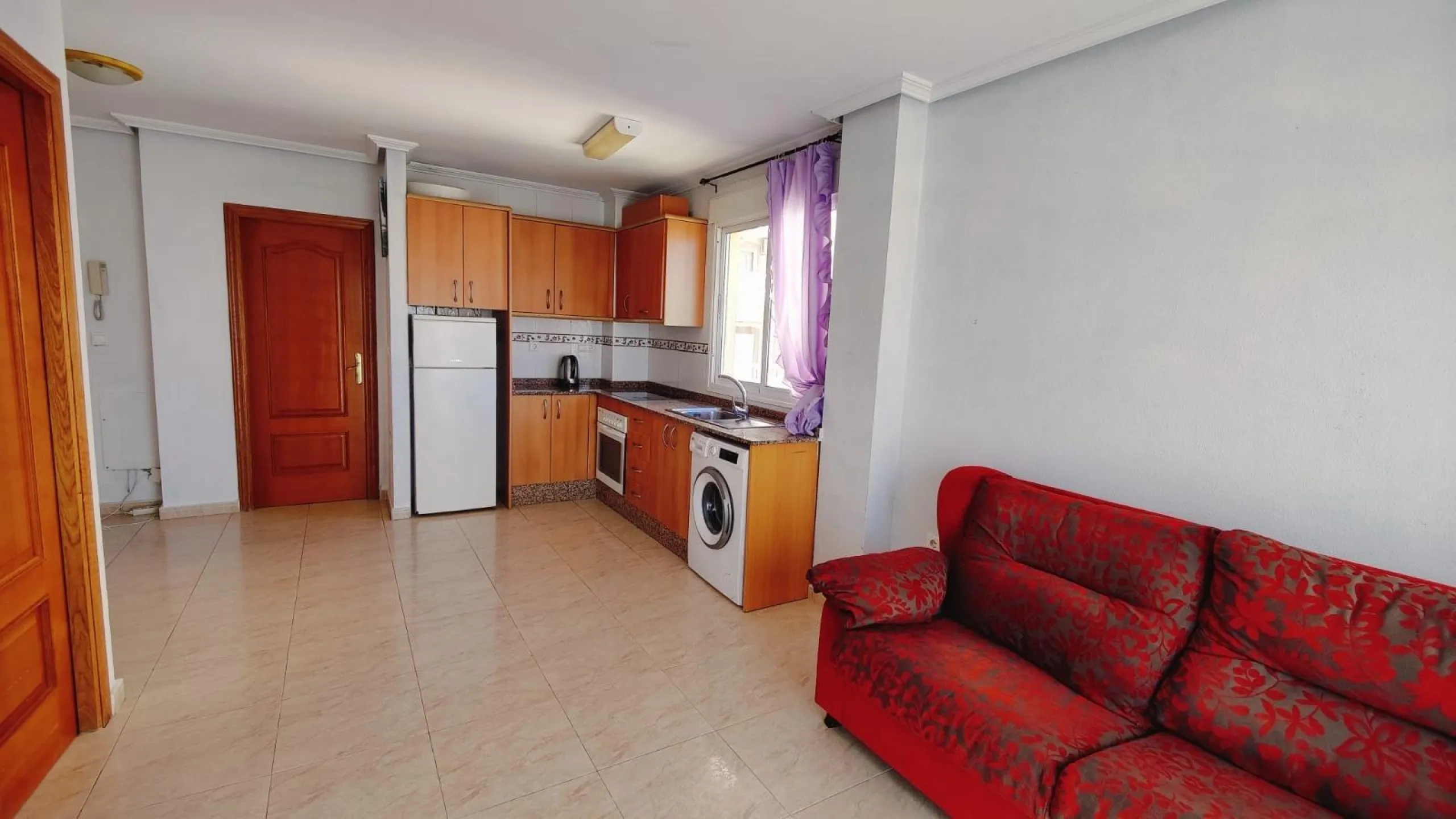 Charming Apartment in Aguas Nuevas, Torrevieja - Your Refuge Near the Sea! 🌊🏖️