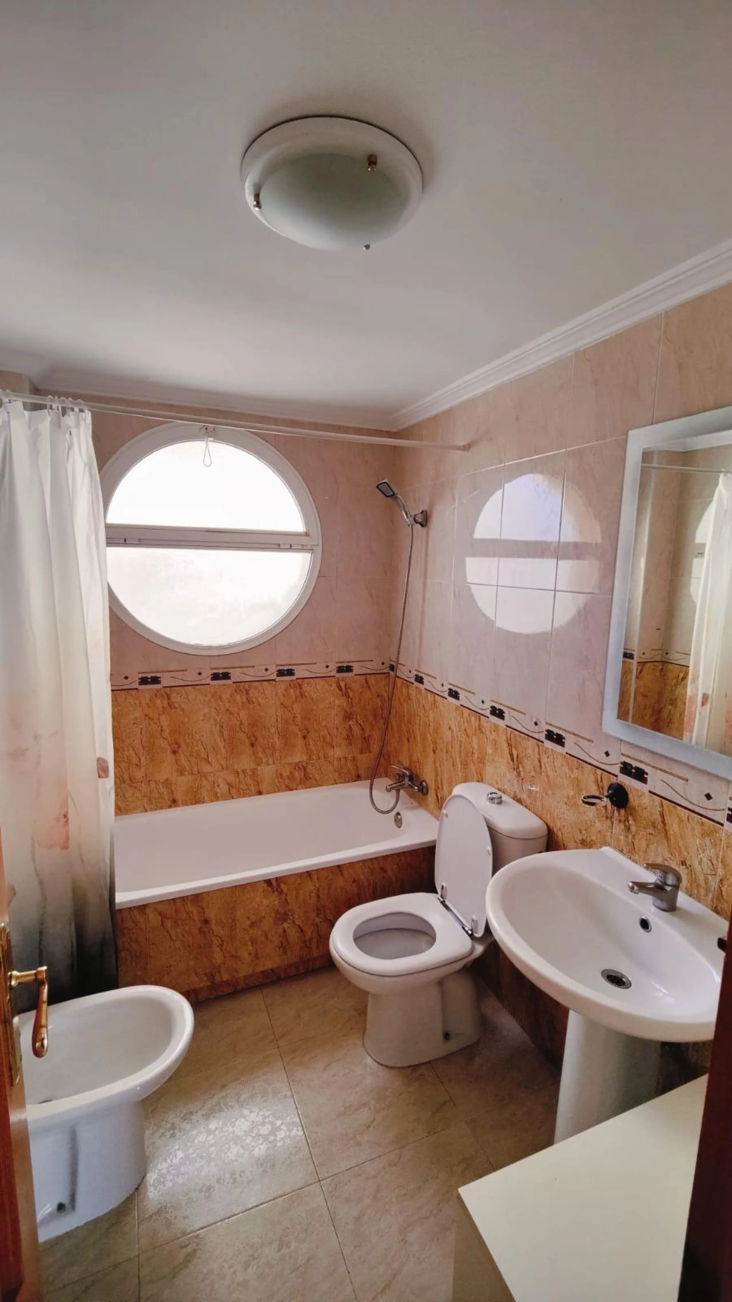 Charming Apartment in Aguas Nuevas, Torrevieja - Your Refuge Near the Sea! 🌊🏖️