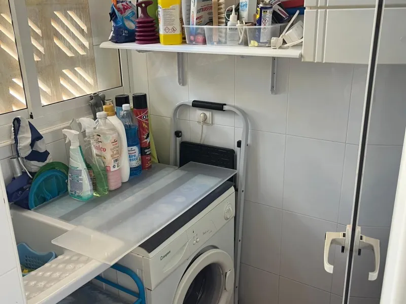 APARTAMENTO CON VISTAS AL MAR DE 3 HAB Y 2 BAÑOS CON TERRAZA Y PISCINA