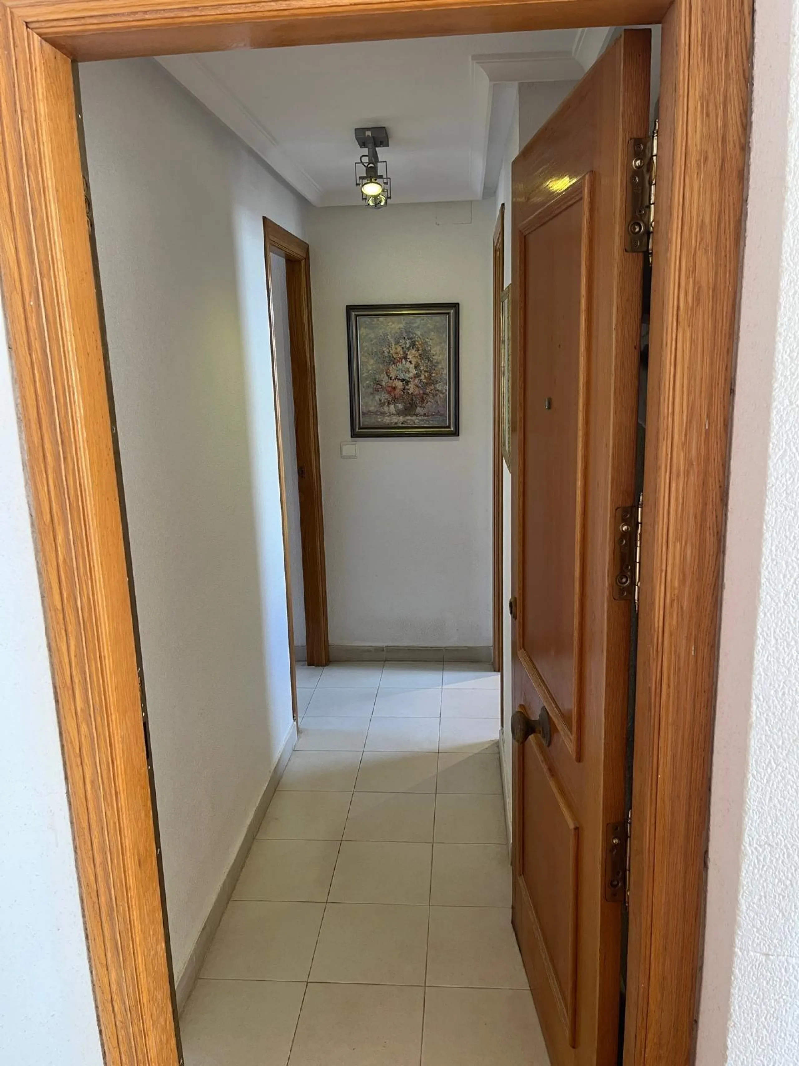APARTAMENTO CON VISTAS AL MAR DE 3 HAB Y 2 BAÑOS CON TERRAZA Y PISCINA