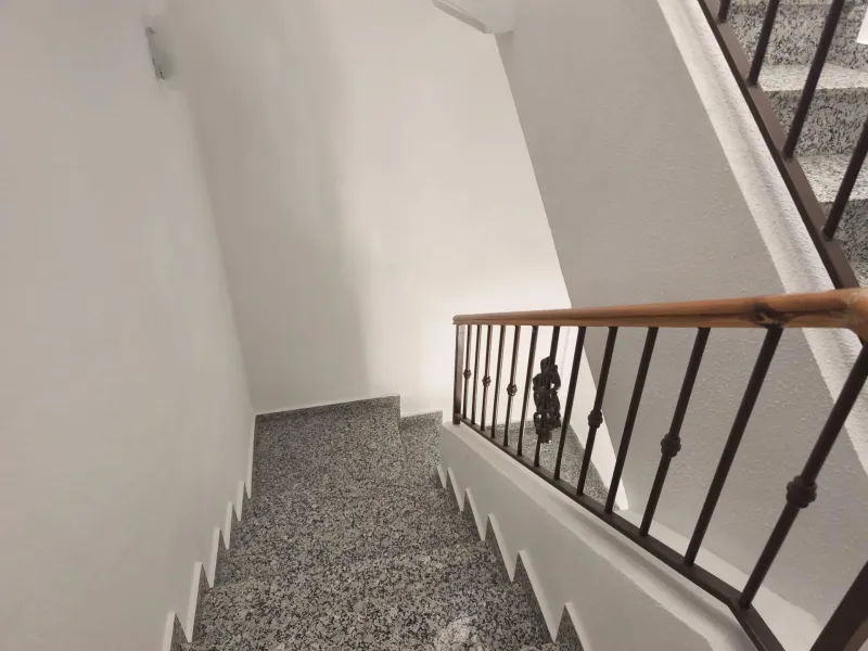 ADOSADO CON PISCINA PROPIA EN CIUDAD QUESADA DE 3 DORM. 2 BAÑOS. CON SOLARIUM PRIVADO DE 25 M2. PARCELA 92 M2. CASA 104 M2.