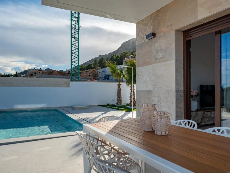 Villas de obra nueva en Polop 🌿