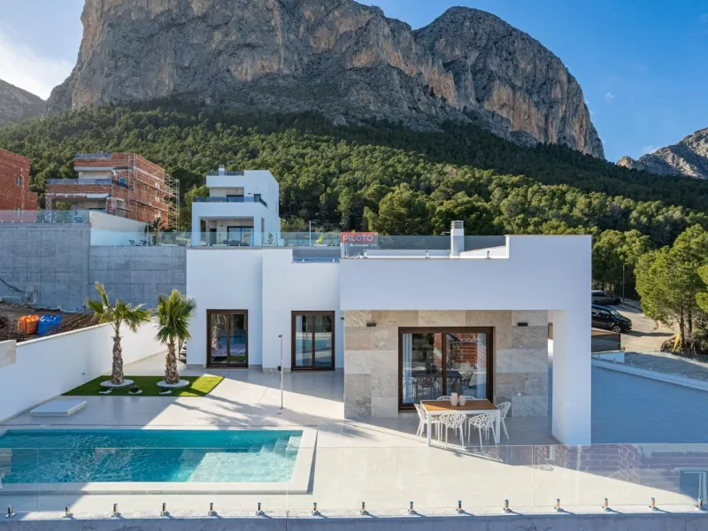 Villas de obra nueva en Polop 🌿