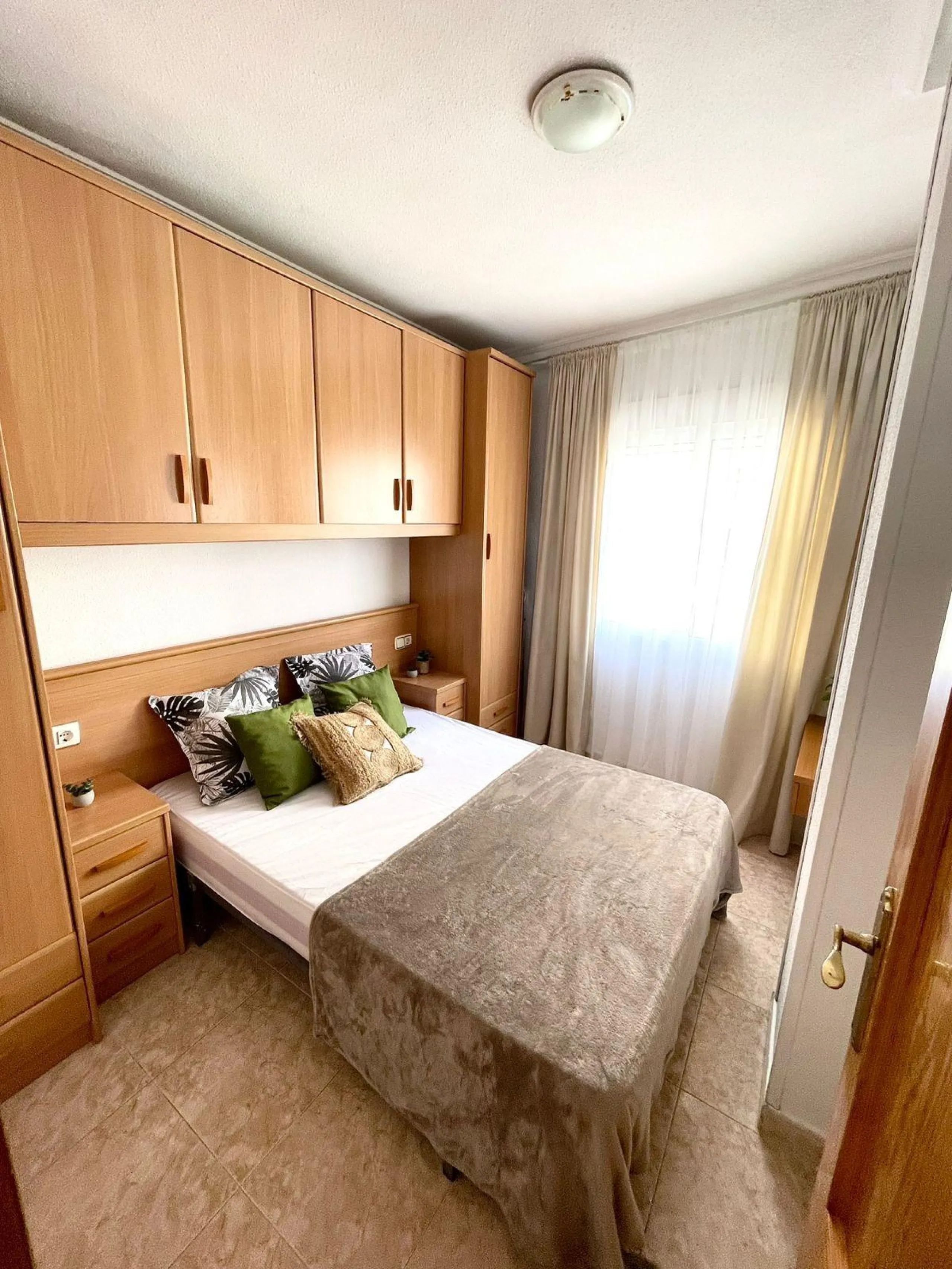 Apartamento exclusivo de dos habitaciones con un baño en el centro de Torrevieja.