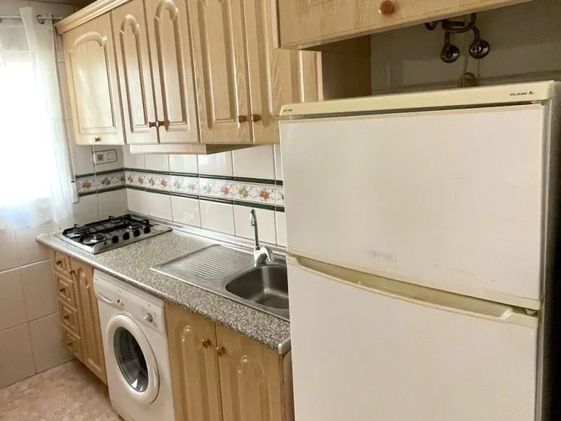 Apartamento exclusivo de dos habitaciones con un baño en el centro de Torrevieja.