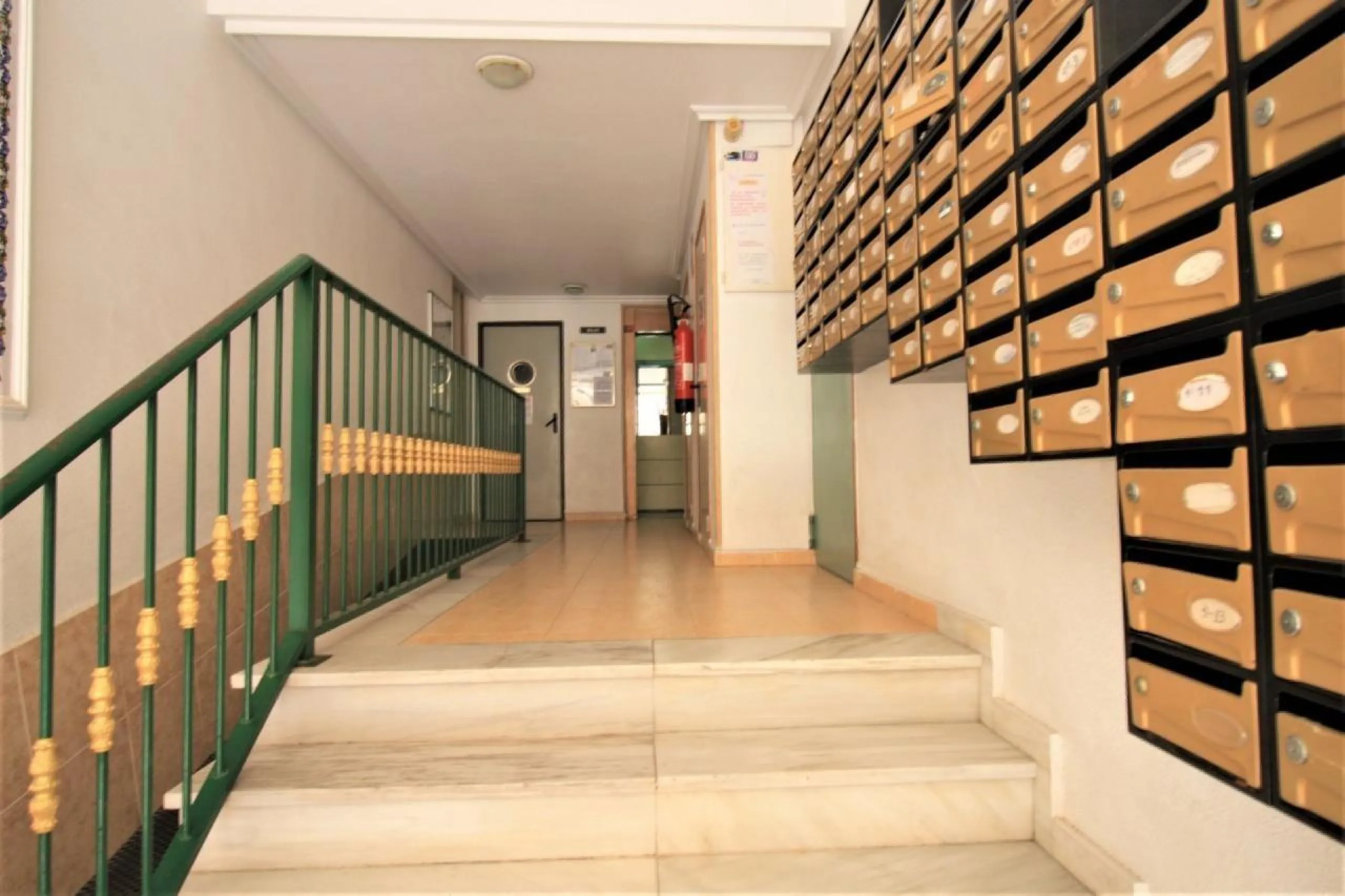 Apartamento exclusivo de dos habitaciones con un baño en el centro de Torrevieja.