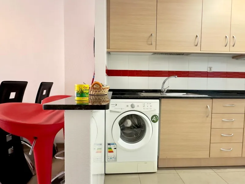 EXCLUSIVE 2-BEDROOM, 1-BATHROOM APARTMENT IN THE CENTER OF TORREVIEJA
