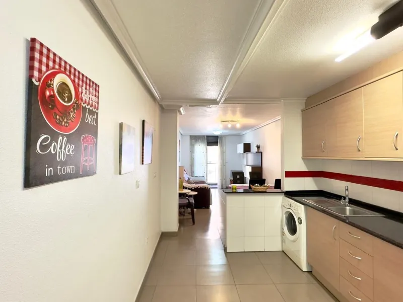EXCLUSIVE 2-BEDROOM, 1-BATHROOM APARTMENT IN THE CENTER OF TORREVIEJA