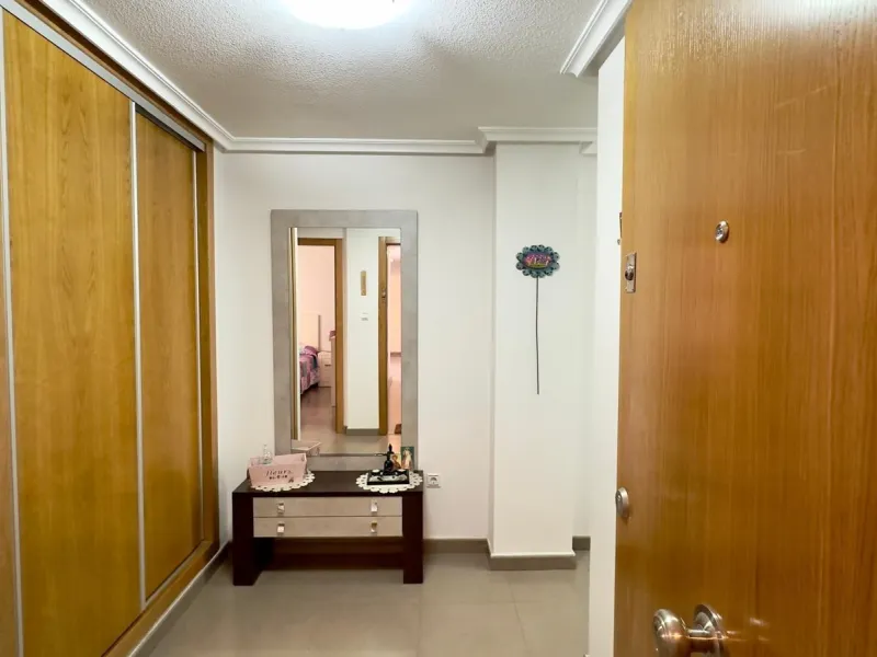 EXCLUSIVE 2-BEDROOM, 1-BATHROOM APARTMENT IN THE CENTER OF TORREVIEJA