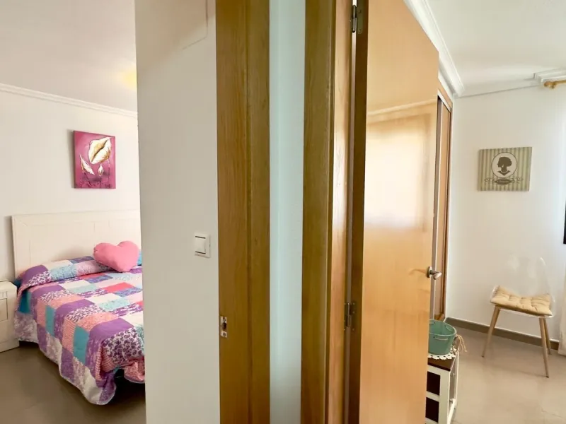 EXCLUSIVE 2-BEDROOM, 1-BATHROOM APARTMENT IN THE CENTER OF TORREVIEJA
