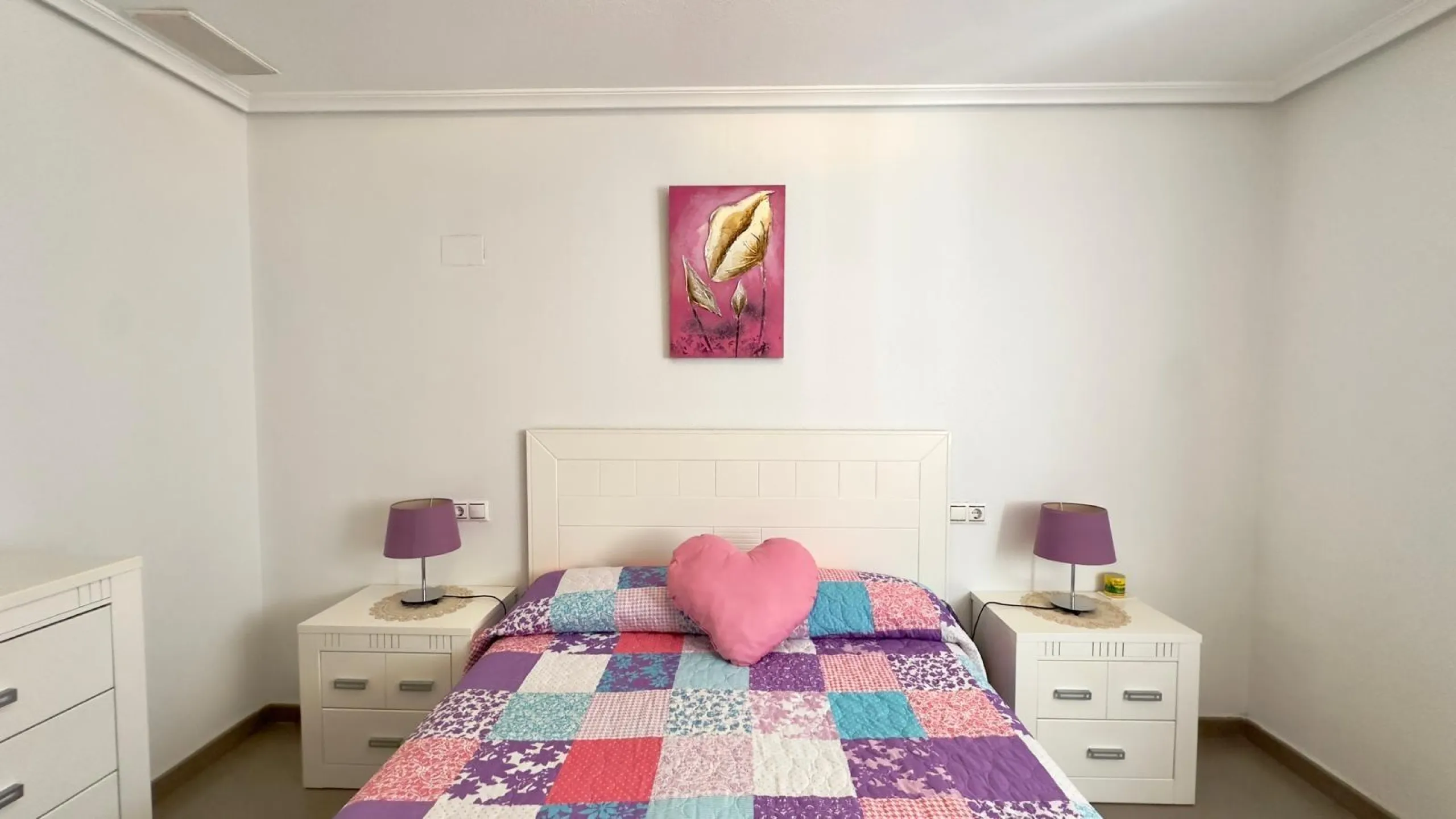 EXCLUSIVE 2-BEDROOM, 1-BATHROOM APARTMENT IN THE CENTER OF TORREVIEJA