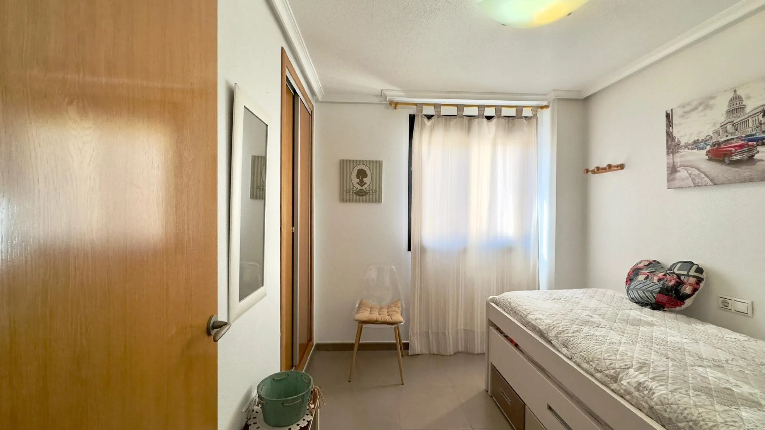 EXCLUSIVE 2-BEDROOM, 1-BATHROOM APARTMENT IN THE CENTER OF TORREVIEJA