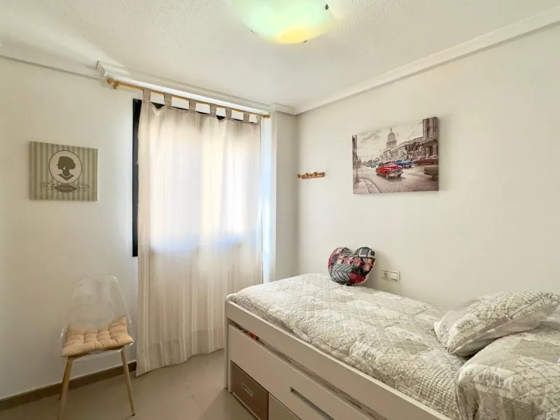 EXCLUSIVE 2-BEDROOM, 1-BATHROOM APARTMENT IN THE CENTER OF TORREVIEJA