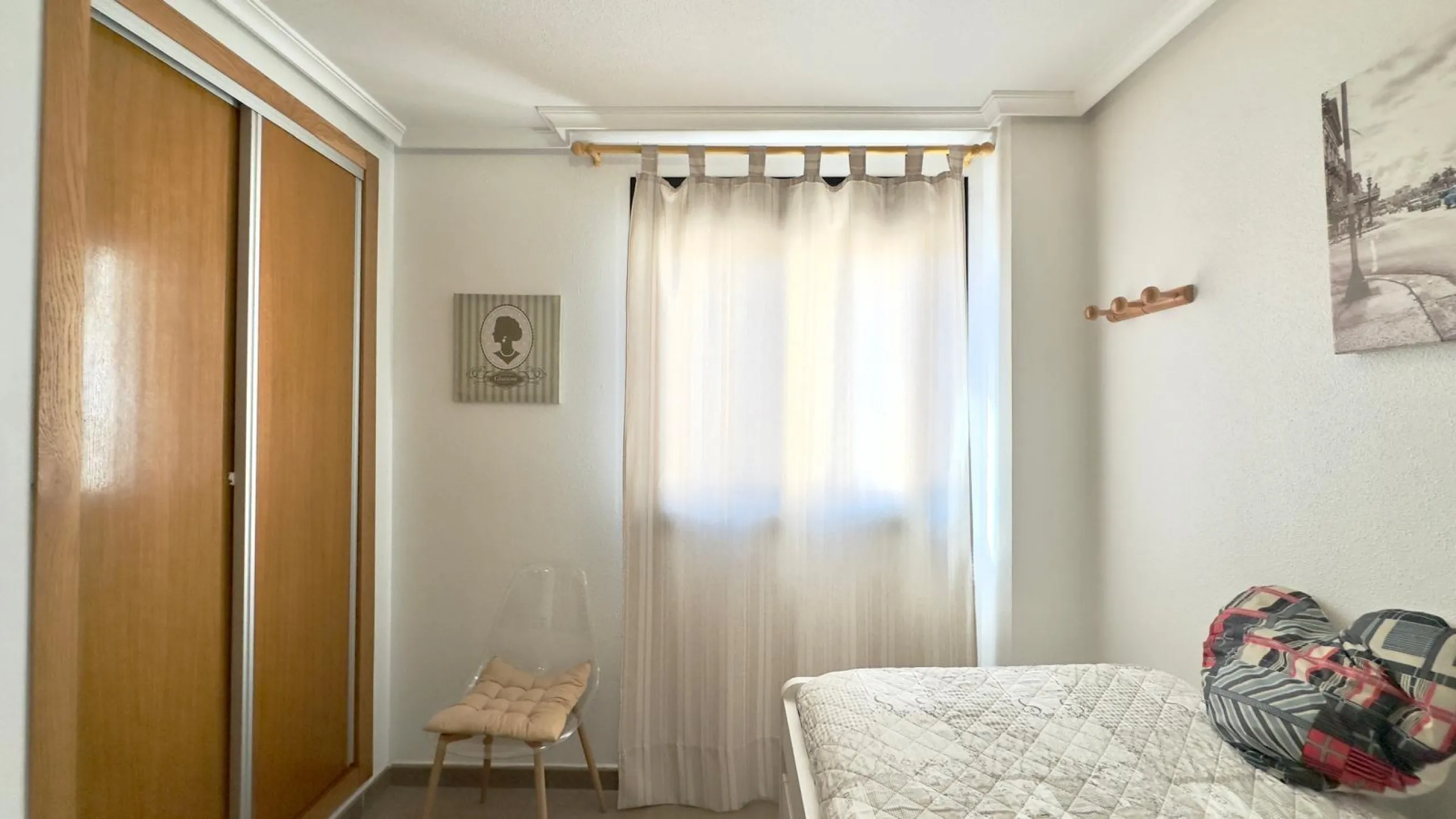 EXCLUSIVE 2-BEDROOM, 1-BATHROOM APARTMENT IN THE CENTER OF TORREVIEJA