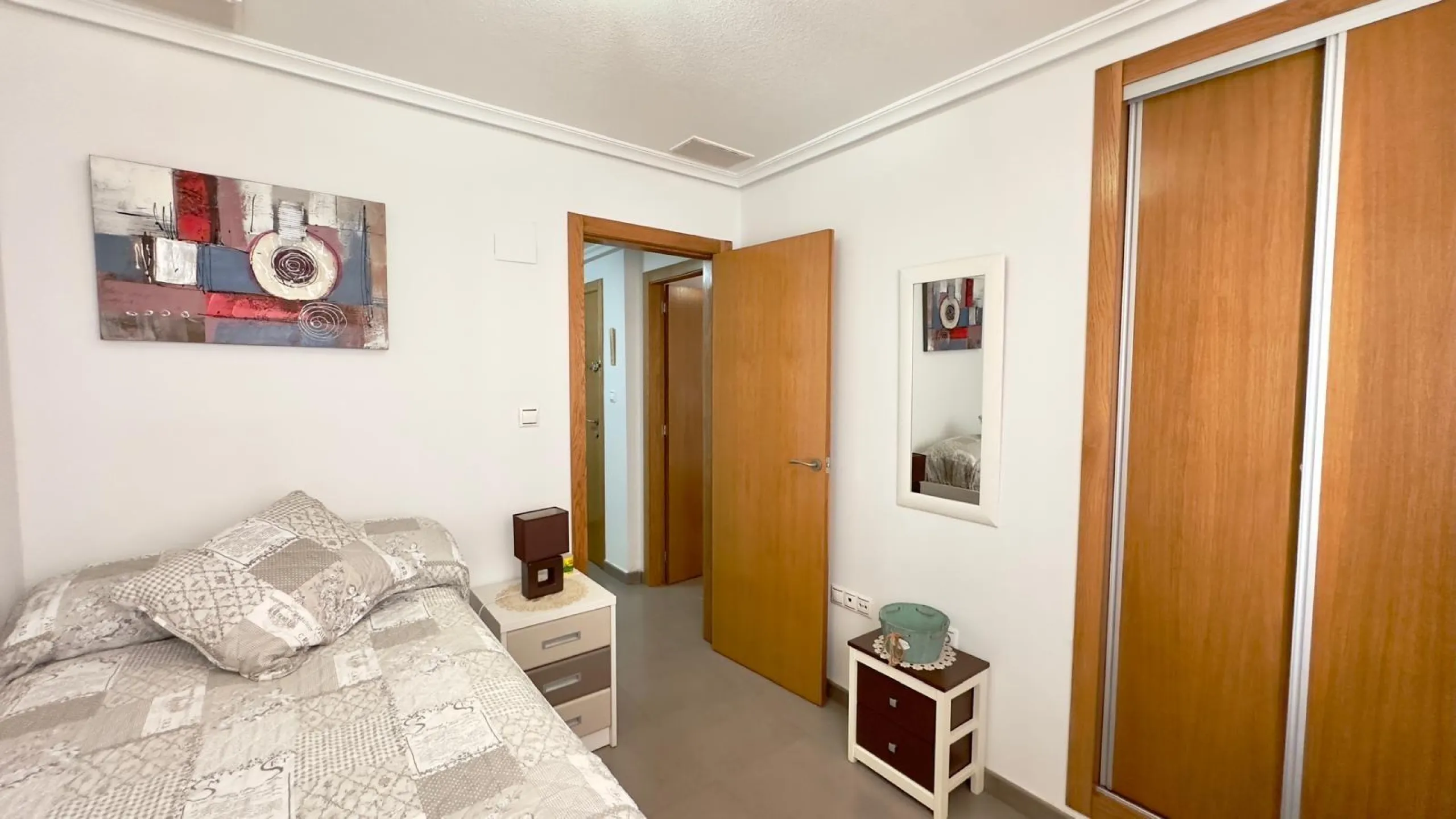 EXCLUSIVE 2-BEDROOM, 1-BATHROOM APARTMENT IN THE CENTER OF TORREVIEJA