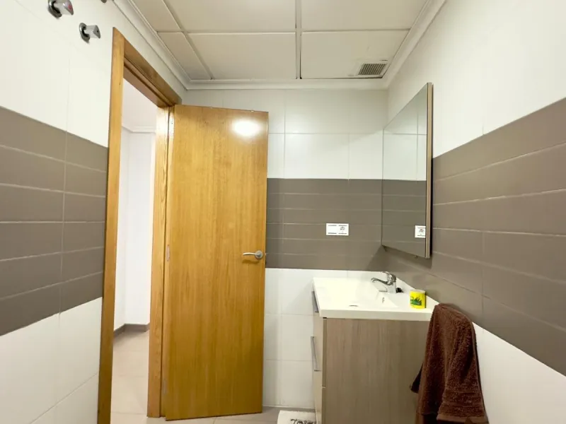 EXCLUSIVE 2-BEDROOM, 1-BATHROOM APARTMENT IN THE CENTER OF TORREVIEJA