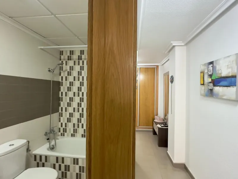 EXCLUSIVE 2-BEDROOM, 1-BATHROOM APARTMENT IN THE CENTER OF TORREVIEJA