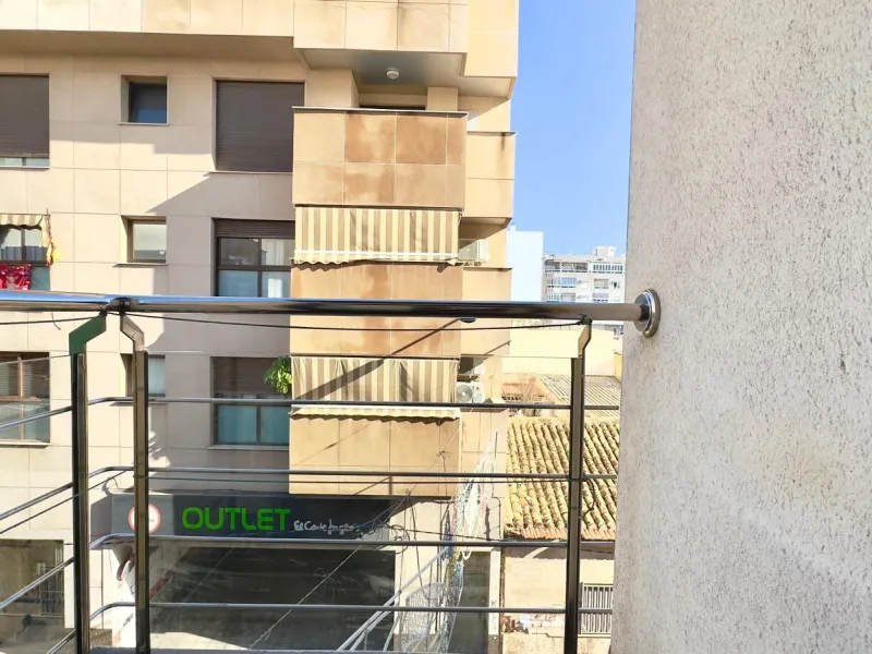 EXCLUSIVE 2-BEDROOM, 1-BATHROOM APARTMENT IN THE CENTER OF TORREVIEJA