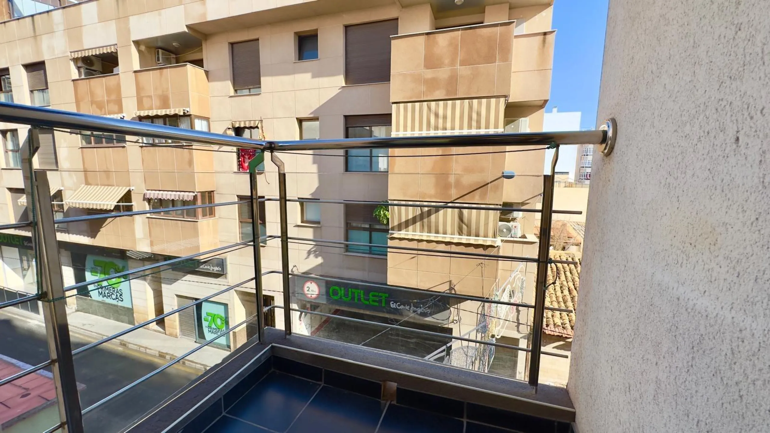 EXCLUSIVE 2-BEDROOM, 1-BATHROOM APARTMENT IN THE CENTER OF TORREVIEJA