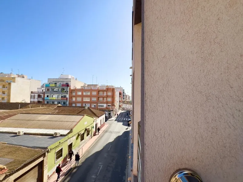 EXCLUSIVE 2-BEDROOM, 1-BATHROOM APARTMENT IN THE CENTER OF TORREVIEJA