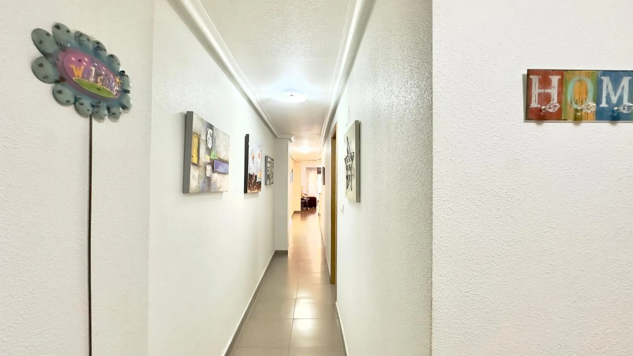 EXCLUSIVE 2-BEDROOM, 1-BATHROOM APARTMENT IN THE CENTER OF TORREVIEJA