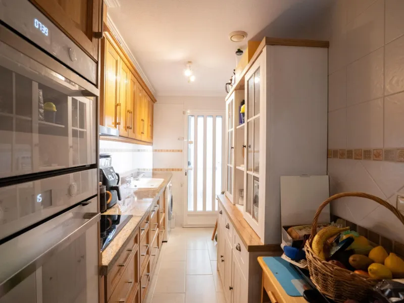 SEMI-DETACHED HOUSE IN VILLAMARTIN WITH 2 BEDROOMS, 2 BATHROOMS, SWIMMING POOL, JACUZZI AND SAUNA