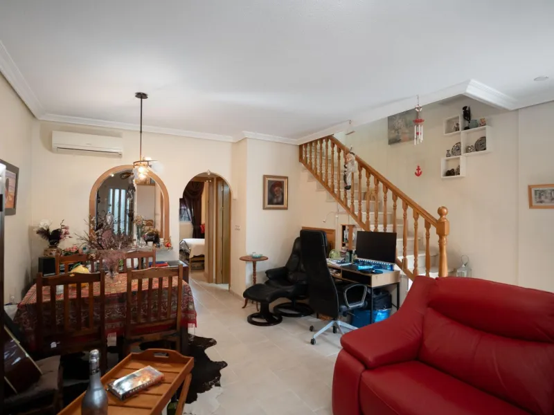 SEMI-DETACHED HOUSE IN VILLAMARTIN WITH 2 BEDROOMS, 2 BATHROOMS, SWIMMING POOL, JACUZZI AND SAUNA