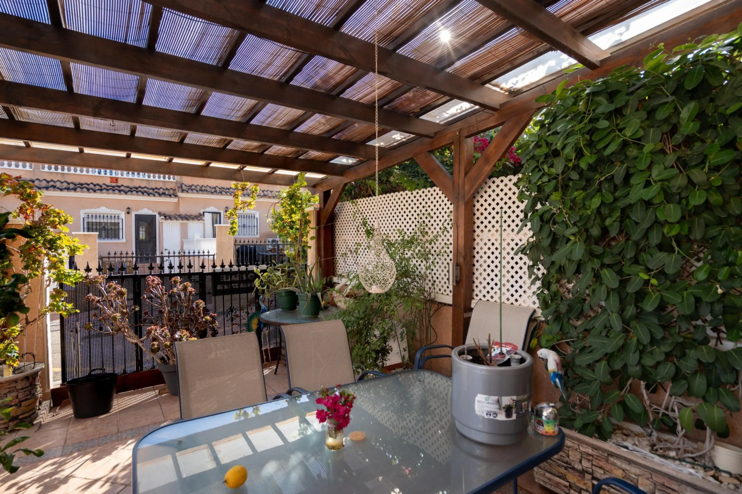 SEMI-DETACHED HOUSE IN VILLAMARTIN WITH 2 BEDROOMS, 2 BATHROOMS, SWIMMING POOL, JACUZZI AND SAUNA