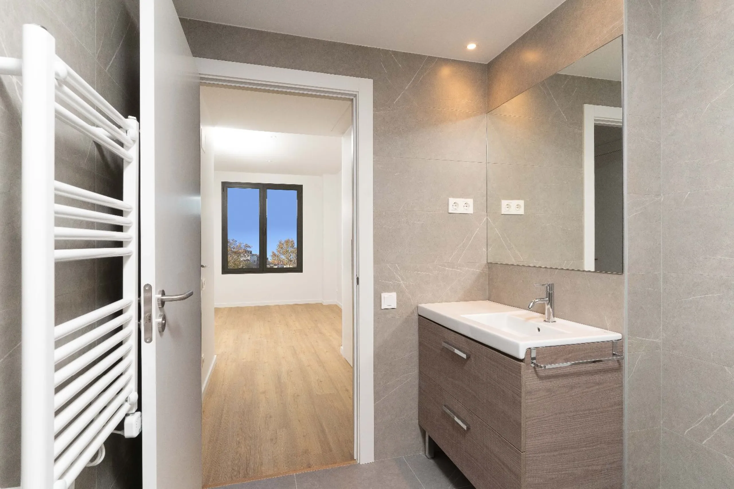 Moderno complejo residencial Tres Creus cerca del centro, en Sabadell, Barcelona