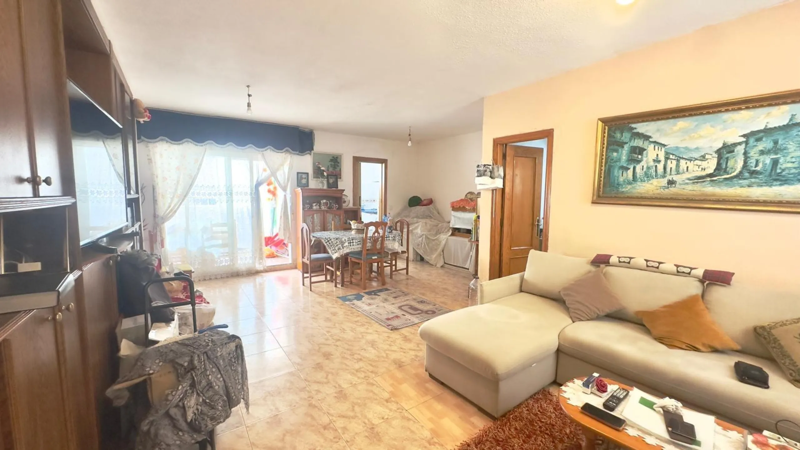 OBERGESCHOSS MIT GROßER ECKTERRASSE 2 ZIMMER 1 BADEZIMMER