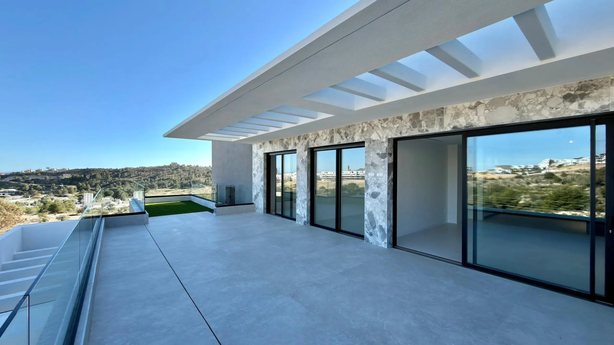 🌅 Apartamento Deluxe de obra nueva con vistas al mar en Balcón de Finestrat