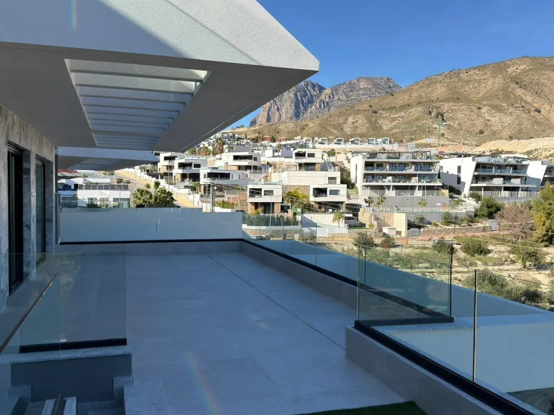 🌅 Apartamento Deluxe de obra nueva con vistas al mar en Balcón de Finestrat
