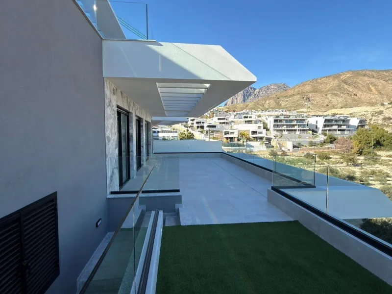 🌅 Apartamento Deluxe de obra nueva con vistas al mar en Balcón de Finestrat