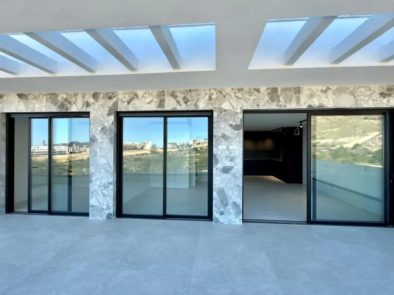 🌅 Apartamento Deluxe de obra nueva con vistas al mar en Balcón de Finestrat
