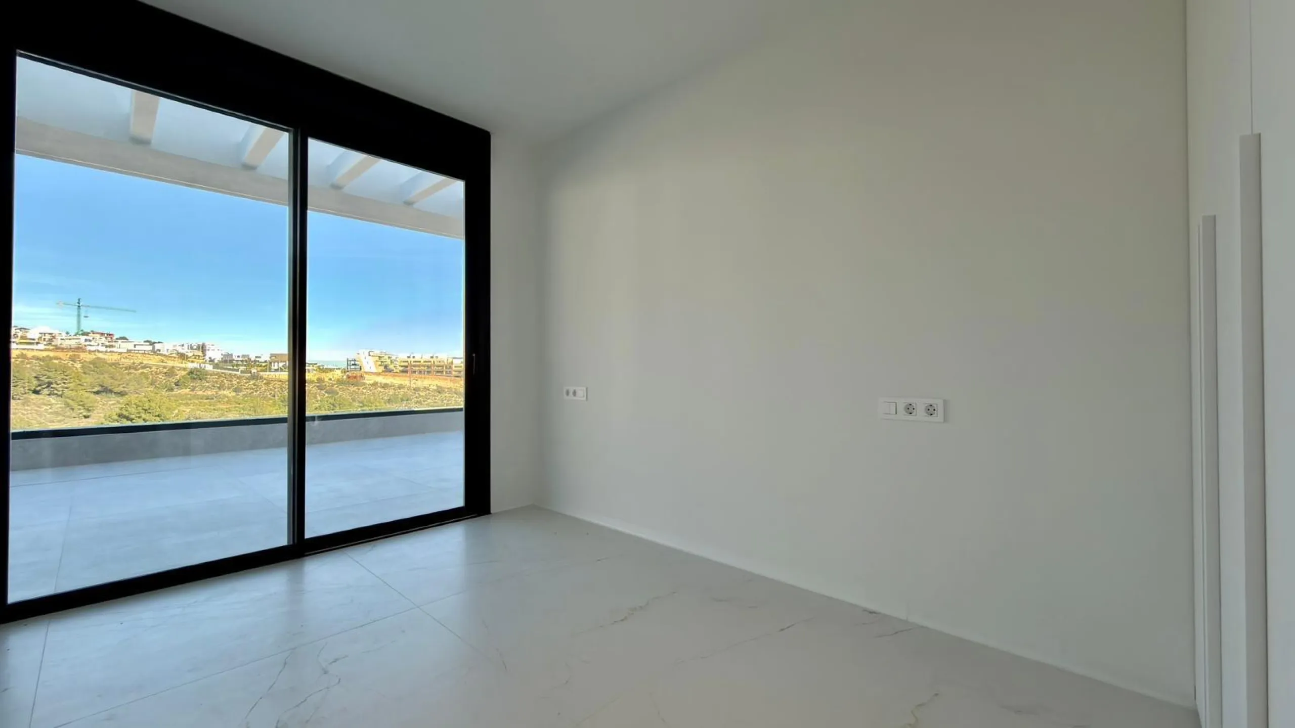 🌅 Apartamento Deluxe de obra nueva con vistas al mar en Balcón de Finestrat