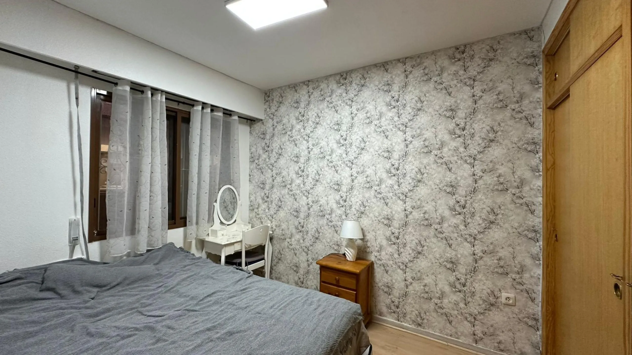 MAGNIFICENT APARTMENT IN JARDIN BOTANICO URBANIZATION. COMMUNAL POOL. PARKING INCLUDED. 3 BEDROOMS. 1 BATHROOM. 104 M2