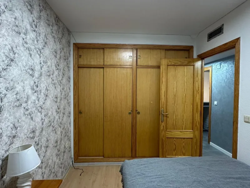 MAGNIFICENT APARTMENT IN JARDIN BOTANICO URBANIZATION. COMMUNAL POOL. PARKING INCLUDED. 3 BEDROOMS. 1 BATHROOM. 104 M2