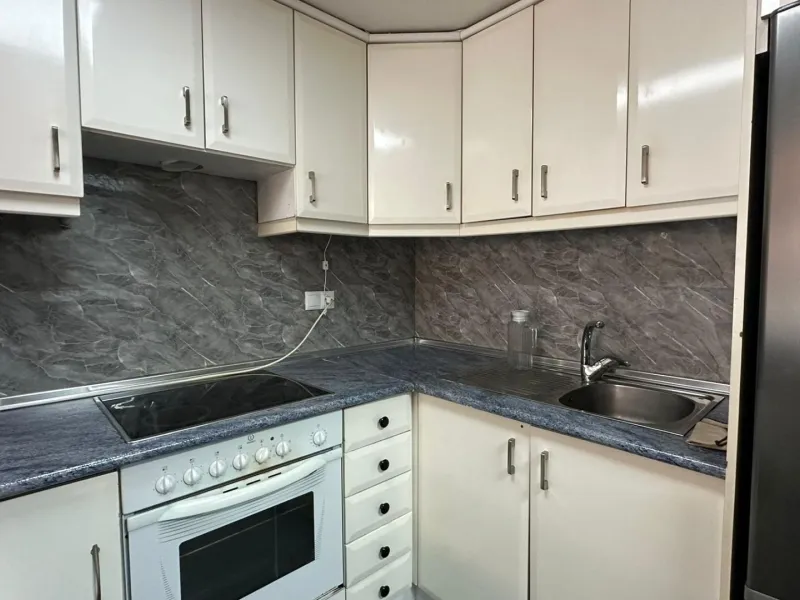 MAGNIFICENT APARTMENT IN JARDIN BOTANICO URBANIZATION. COMMUNAL POOL. PARKING INCLUDED. 3 BEDROOMS. 1 BATHROOM. 104 M2