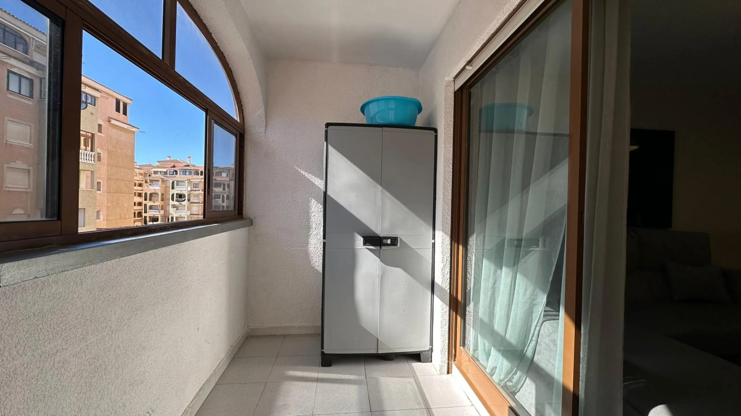 MAGNIFICENT APARTMENT IN JARDIN BOTANICO URBANIZATION. COMMUNAL POOL. PARKING INCLUDED. 3 BEDROOMS. 1 BATHROOM. 104 M2