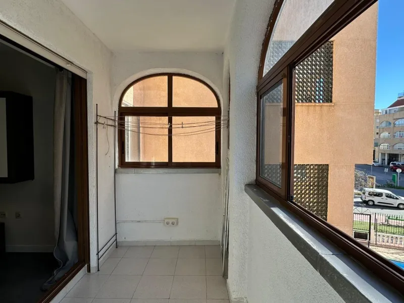 MAGNIFICENT APARTMENT IN JARDIN BOTANICO URBANIZATION. COMMUNAL POOL. PARKING INCLUDED. 3 BEDROOMS. 1 BATHROOM. 104 M2