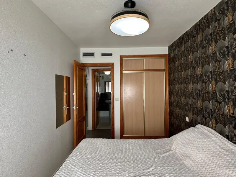 MAGNIFICENT APARTMENT IN JARDIN BOTANICO URBANIZATION. COMMUNAL POOL. PARKING INCLUDED. 3 BEDROOMS. 1 BATHROOM. 104 M2