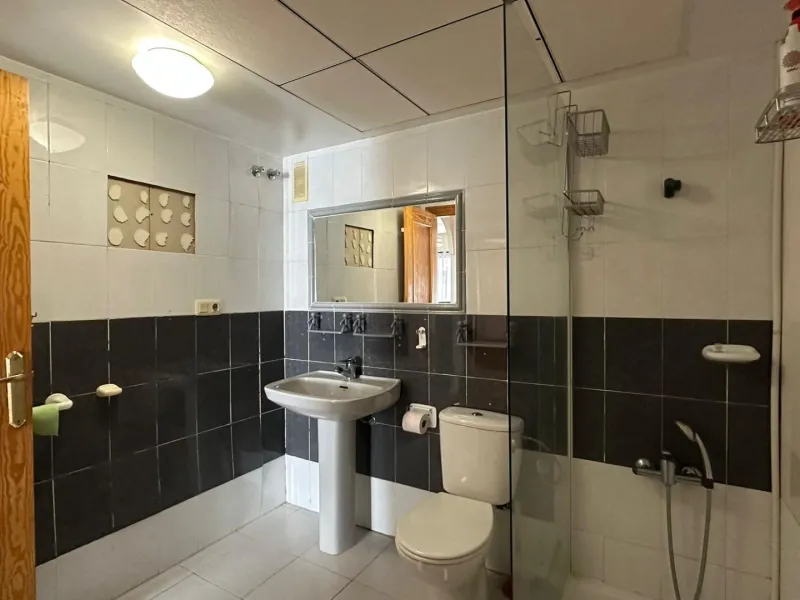MAGNIFICENT APARTMENT IN JARDIN BOTANICO URBANIZATION. COMMUNAL POOL. PARKING INCLUDED. 3 BEDROOMS. 1 BATHROOM. 104 M2