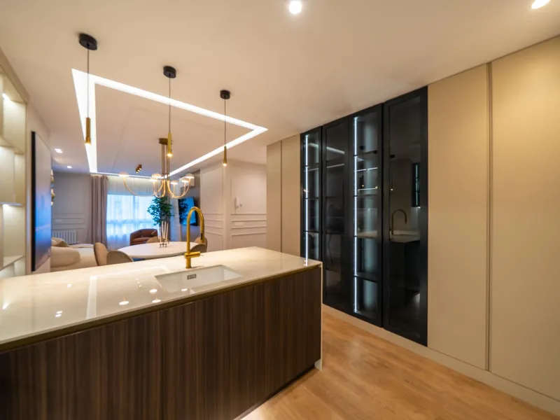 PISO REFORMADO CON TERRAZA Y GARAJE EN CASTELLANA – BARRIO DE SALAMANCA
