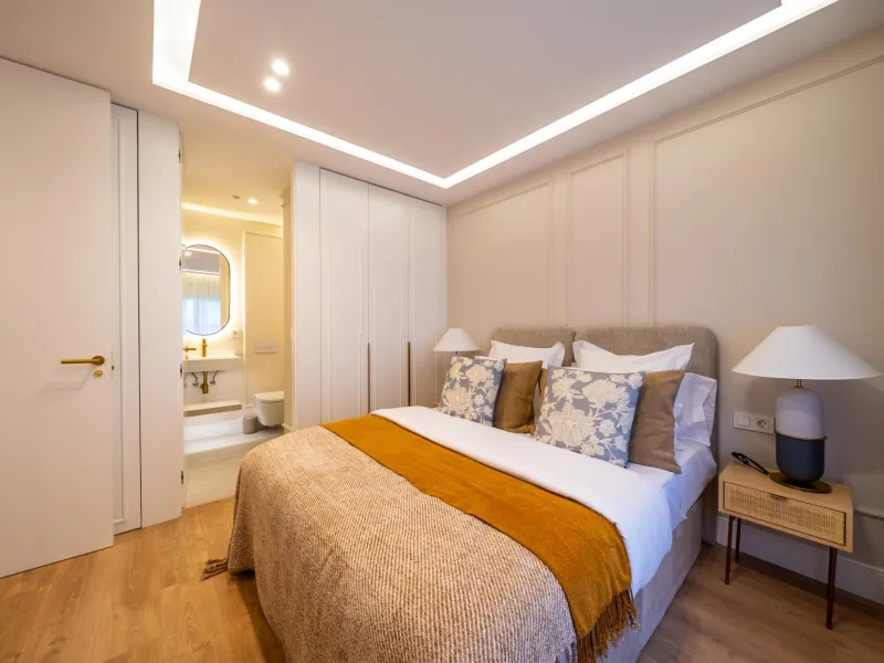 PISO REFORMADO CON TERRAZA Y GARAJE EN CASTELLANA – BARRIO DE SALAMANCA