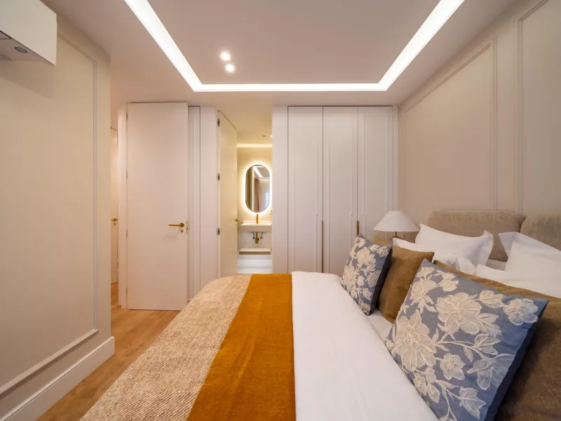 PISO REFORMADO CON TERRAZA Y GARAJE EN CASTELLANA – BARRIO DE SALAMANCA